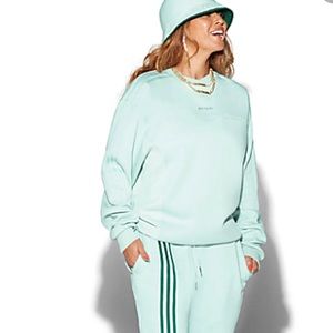 Adidas Ivy park green tint crew neck sweater L